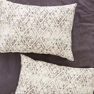 Deny Holli Zollinger Rustic Diamond Pillowcase Set